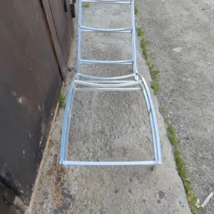 шезлонг